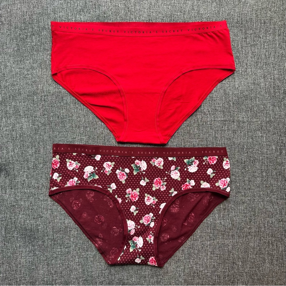 NWT 2 Victoria’s Secret Stretch Cotton Hiphugger Panty Lipstick Red Floral M